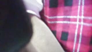 सारा व्हँडेला आणि चार्लीस एंजेलचे दोन लेसबोस एकमेकांना चाटतात आणि एक कोंबडा चोखतात